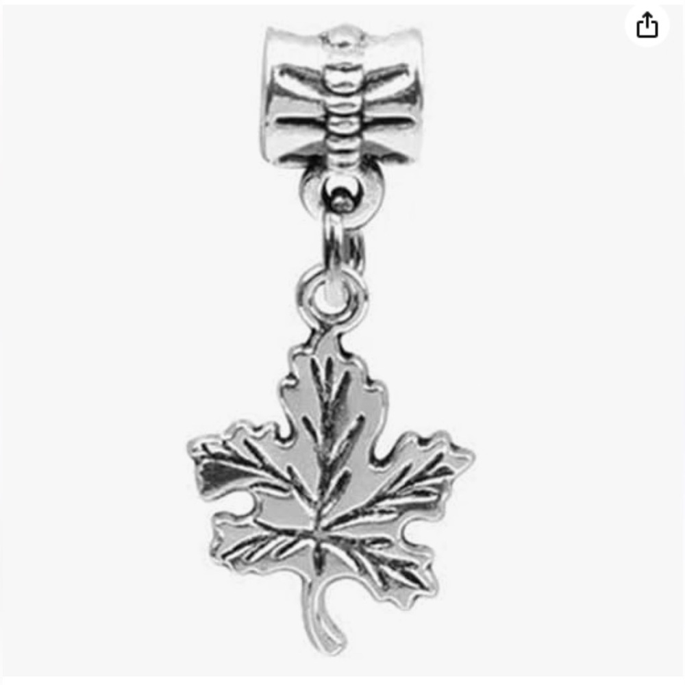 Maple Leaf 🍁 Charm Bracelet or Pendant